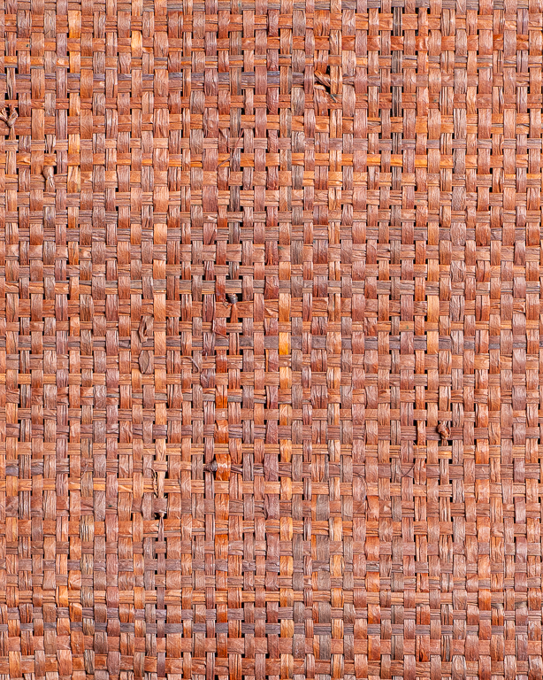 Fine-Mesh Raffia Weave Mahogany | Maison Douineau