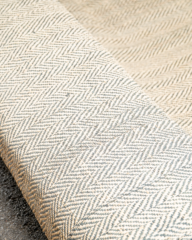 Tissage Raphia Chevron Fumée | Maison Douineau