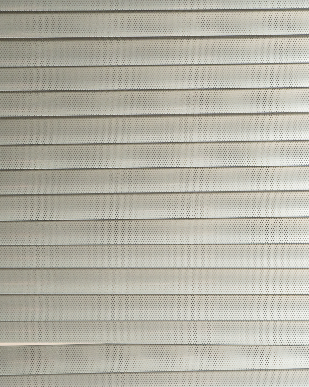 Aluminium Blind Metal Grey 25 mm | Maison Douineau