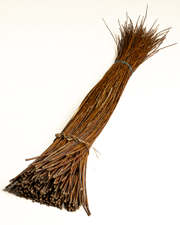 Robust Raw Willow – Belgian Red | Maison Douineau