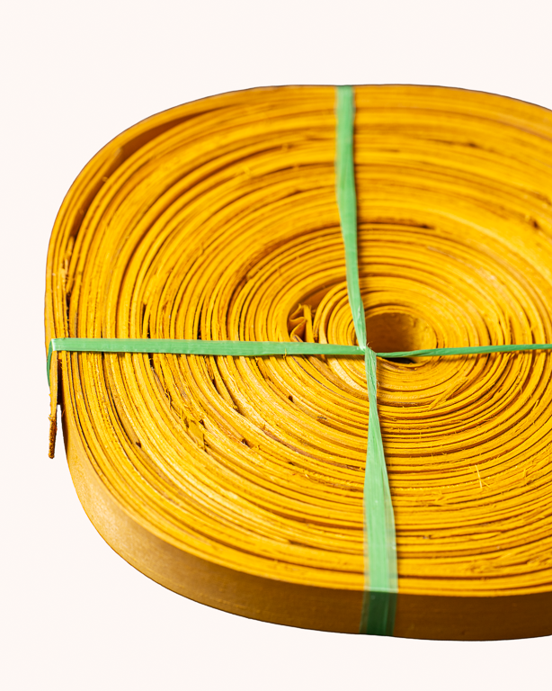 Éclisse Bois Plate Jaune – Finition | Maison Douineau