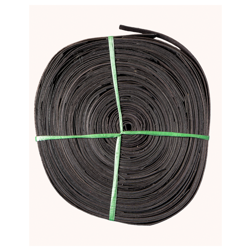 Black Flat Wood Skein – Finishing | Maison Douineau