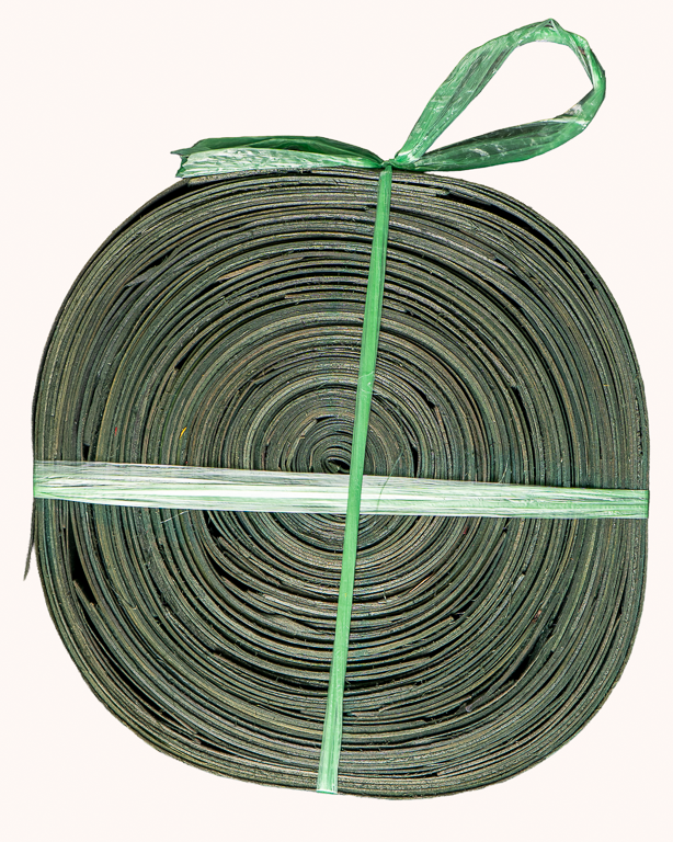 Green Flat Wood Skein – Finishing | Maison Douineau