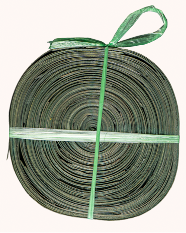 Green Flat Wood Skein – Finishing | Maison Douineau