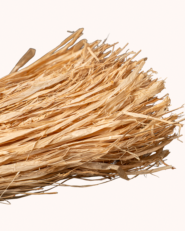 Natural Cut Raffia – Basketry & Crochet | Maison Douineau