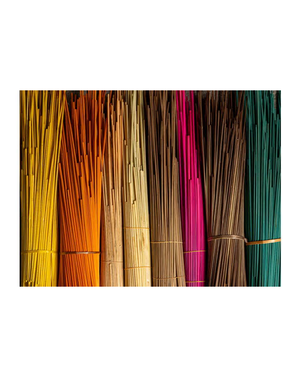 Multi colored Rye straw sample